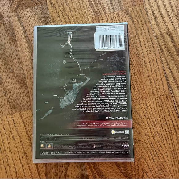 NWT American Horror Story Asylum TV Series 4-Disc DVD Set (Complete 2nd Season) - Picture 3 of 4